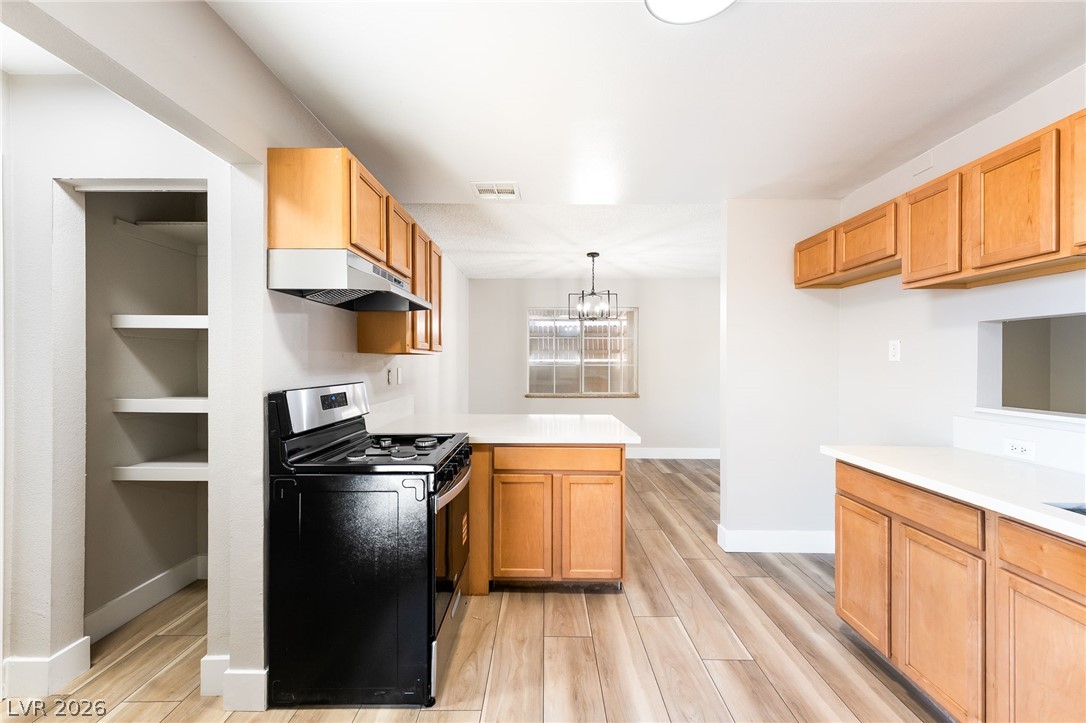 6504 Dinning Avenue Las Vegas NV 89107
