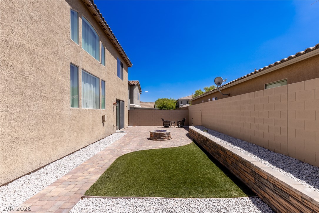 10017 Scenic Walk Avenue Las Vegas NV 89149