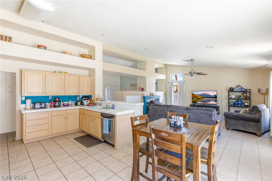 6302 Golden Rain Street North Las Vegas NV 89031