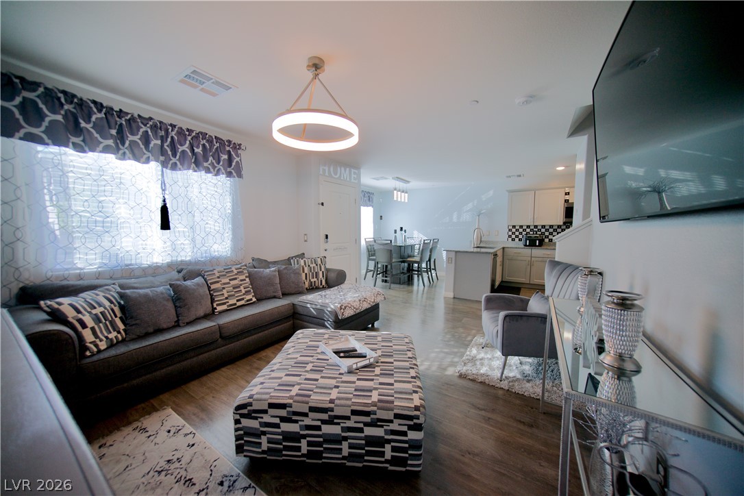 12262 Azure Gate Road 3 Las Vegas NV 89183