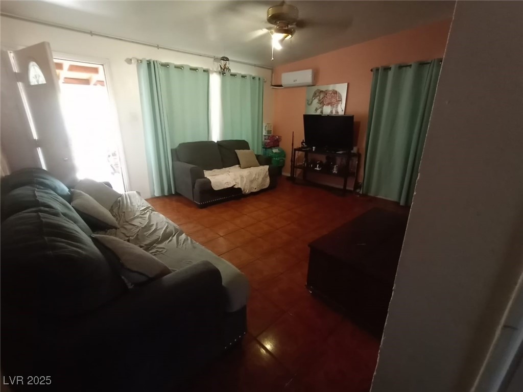 2120 Glider Street North Las Vegas NV 89030