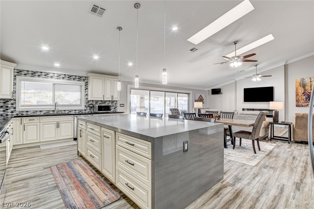 5353 Dorrell Lane Las Vegas NV 89131
