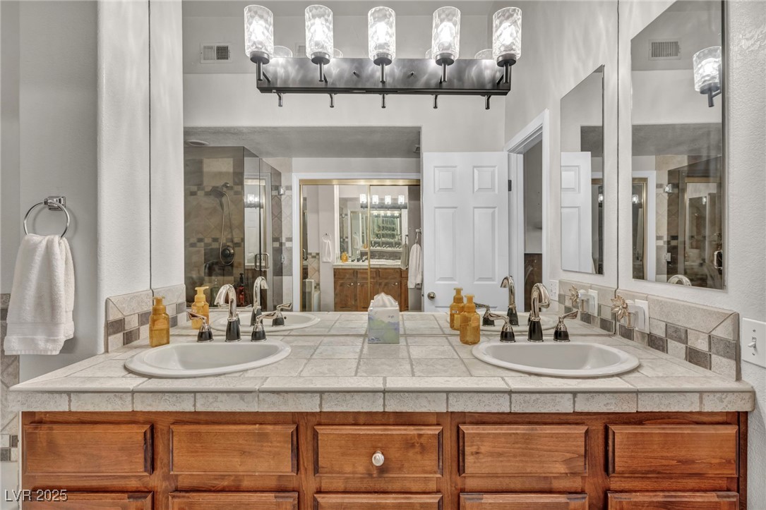 6954 Emerald Springs Lane Las Vegas NV 89113