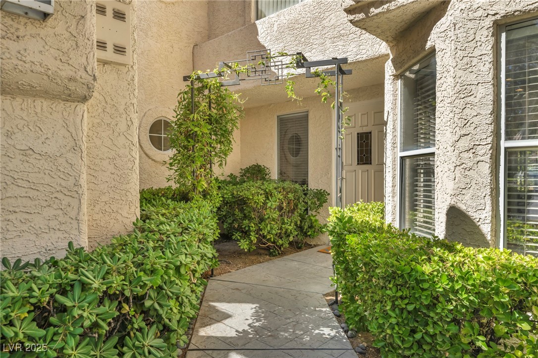 6954 Emerald Springs Lane Las Vegas NV 89113