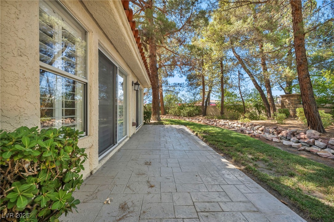 6954 Emerald Springs Lane Las Vegas NV 89113