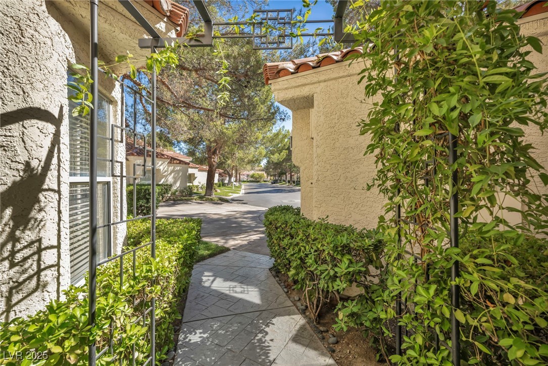 6954 Emerald Springs Lane Las Vegas NV 89113
