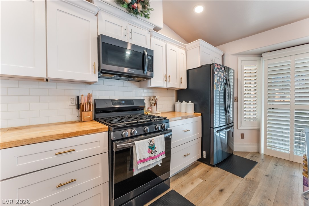 1929 Grand Prairie Avenue North Las Vegas NV 89032