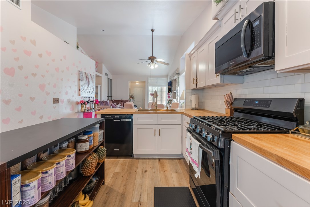 1929 Grand Prairie Avenue North Las Vegas NV 89032