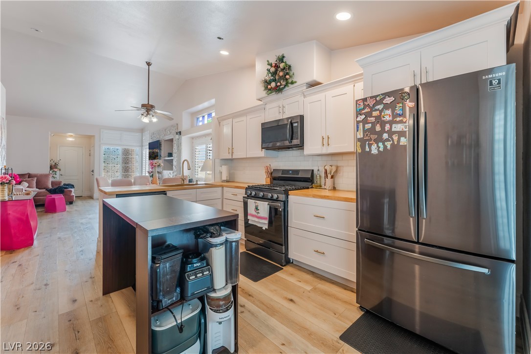 1929 Grand Prairie Avenue North Las Vegas NV 89032