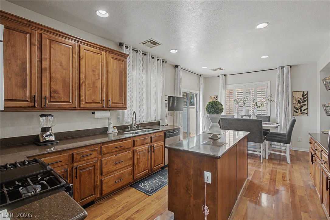 6025 Glenborough Street North Las Vegas NV 89115