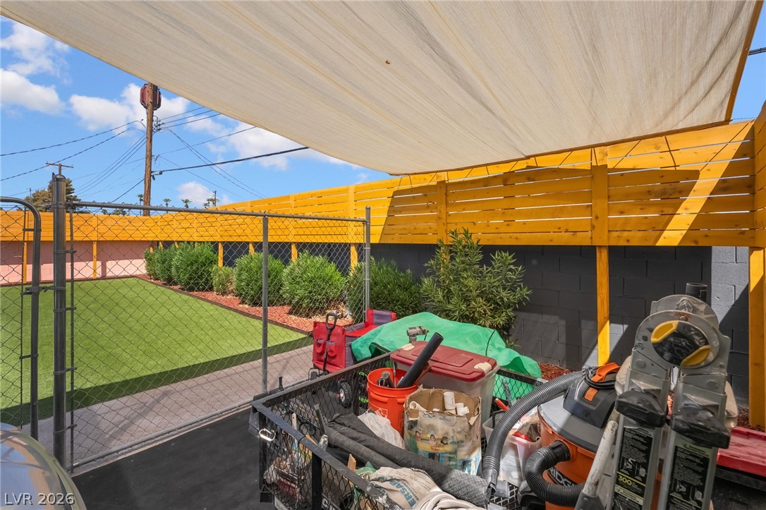 4646 Dennis Way Las Vegas NV 89121