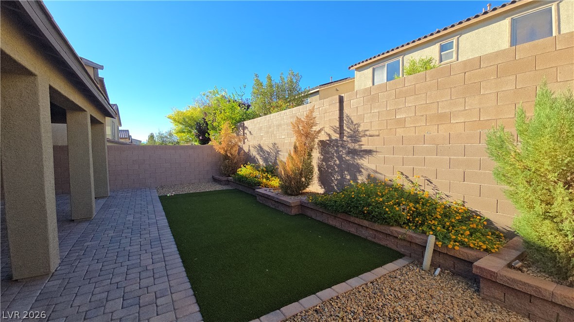 2926 Tremont Avenue Henderson NV 89052