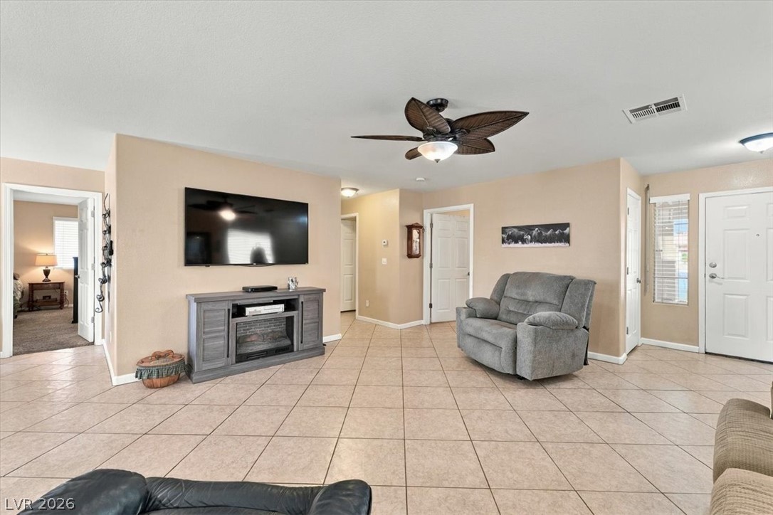4909 Peaceful Pond Avenue Las Vegas NV 89131