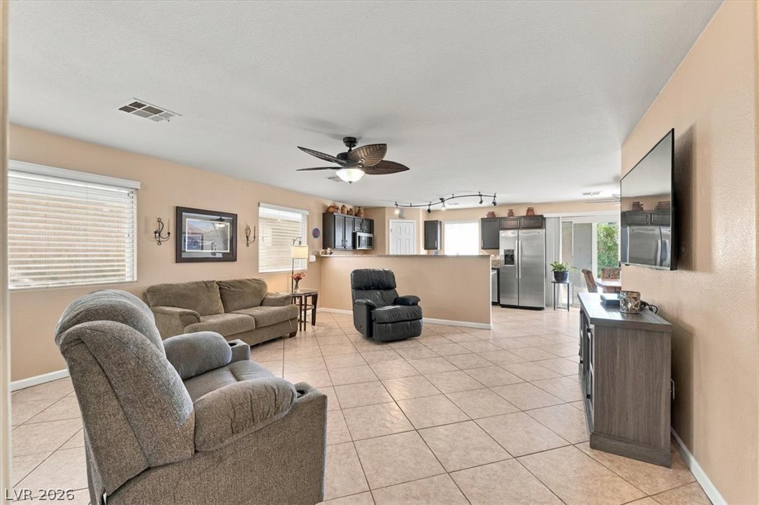 4909 Peaceful Pond Avenue Las Vegas NV 89131