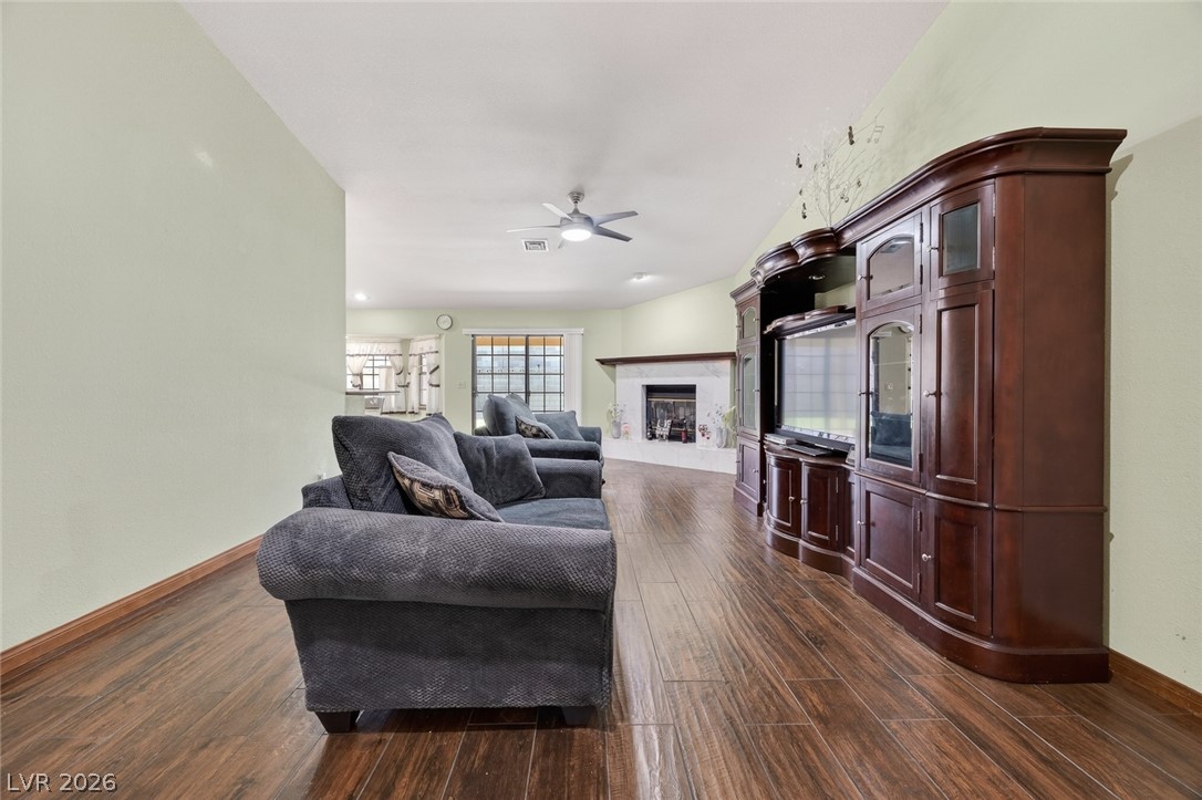 2941 Sean Darin Circle Las Vegas NV 89146