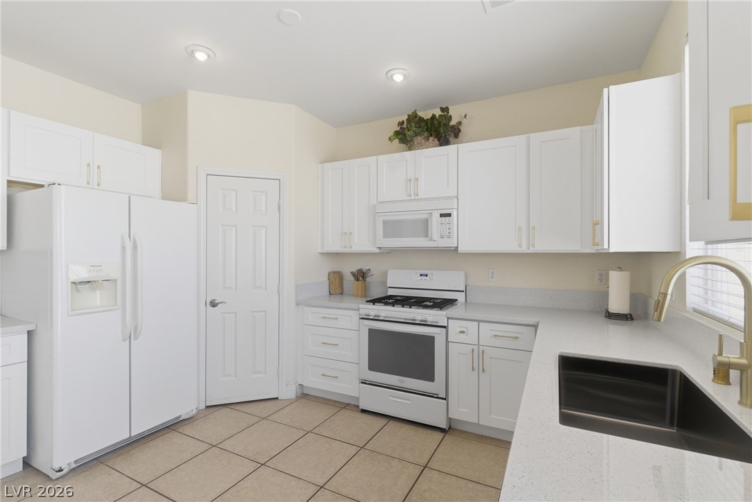 144 Beaver Falls Avenue Las Vegas NV 89123