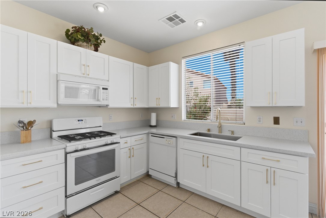 144 Beaver Falls Avenue Las Vegas NV 89123