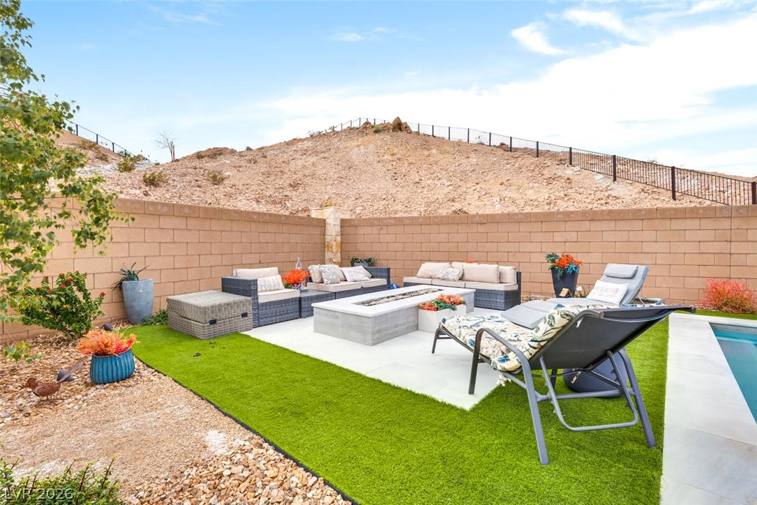 174 Crimson Cactus Avenue Henderson NV 89011