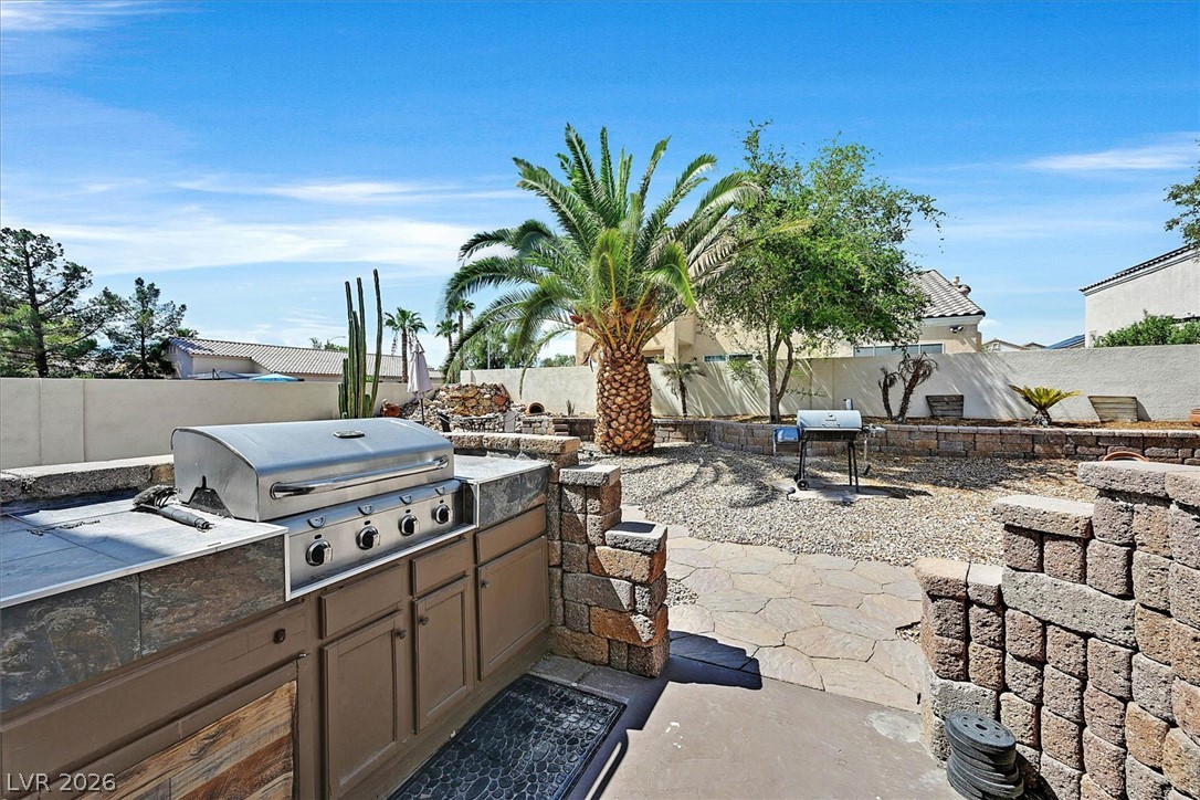 2206 Spanish Town Avenue North Las Vegas NV 89031