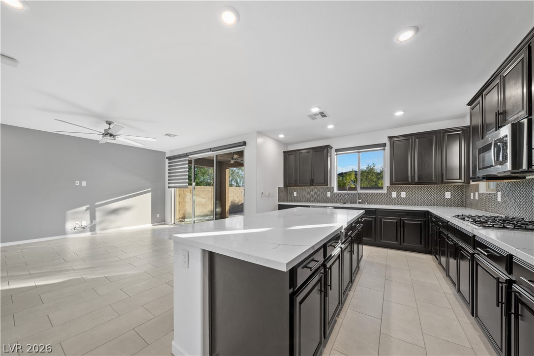 713 Foreign Reef Way Las Vegas NV 89138