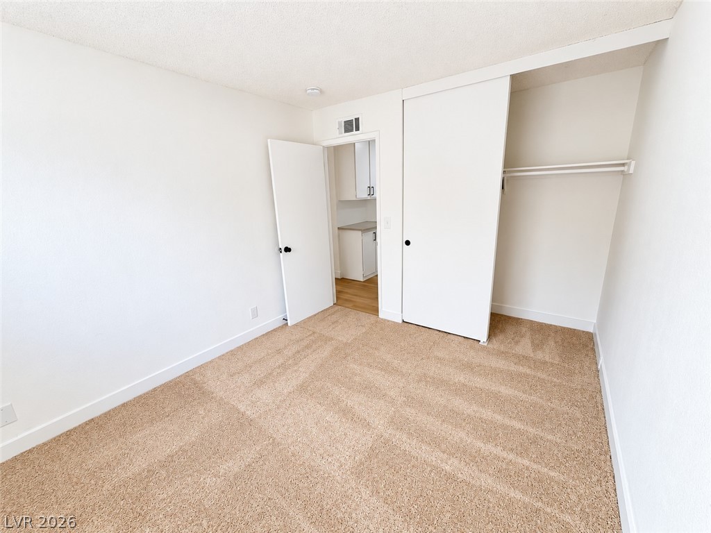 7097 Hillcroft Way Las Vegas NV 89147