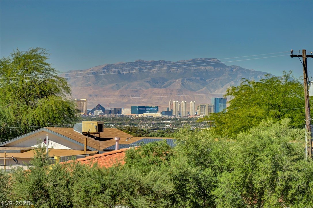 340 North Phyllis Street Las Vegas NV 89110