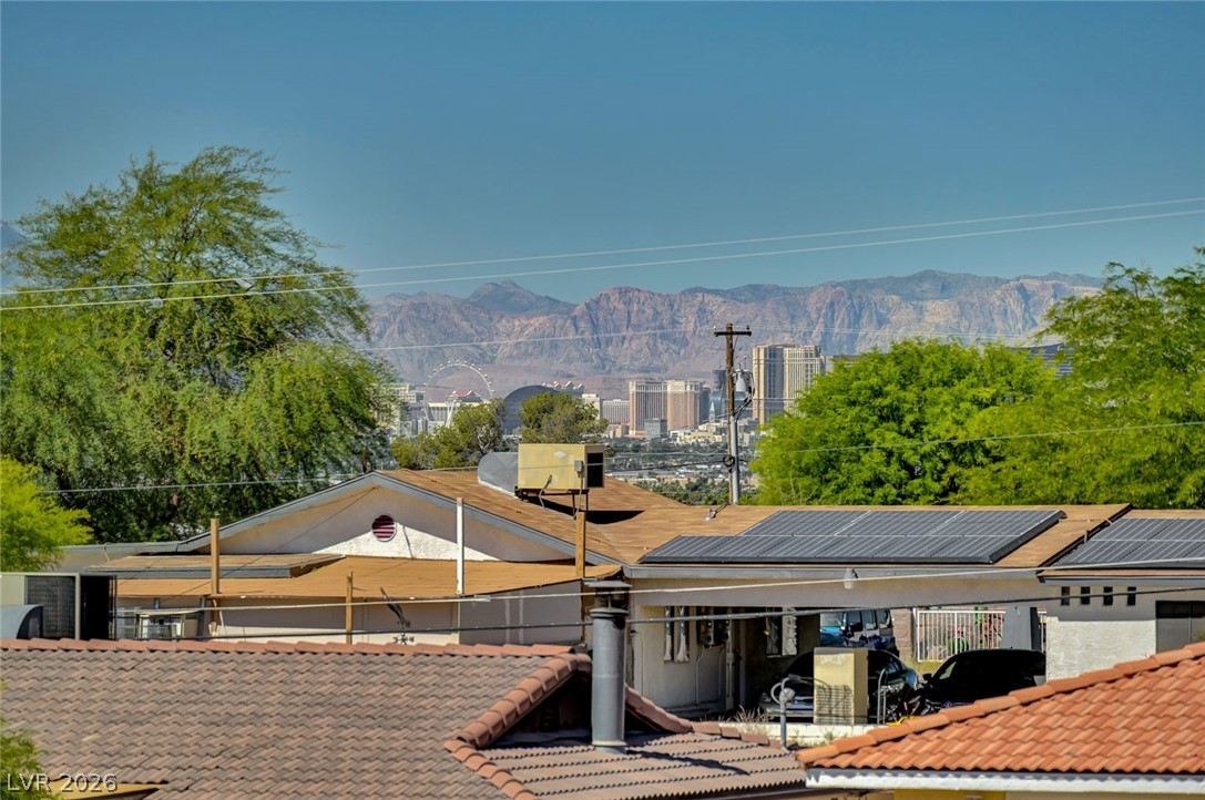 340 North Phyllis Street Las Vegas NV 89110