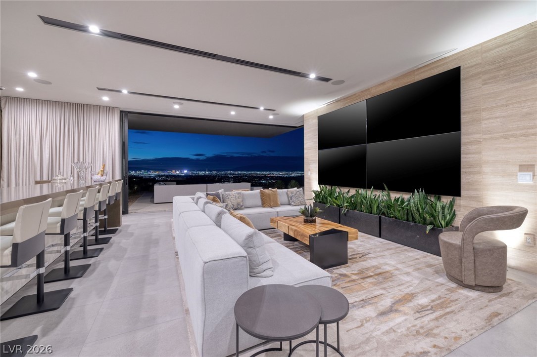 705 Dragon Peak Drive Henderson NV 89012