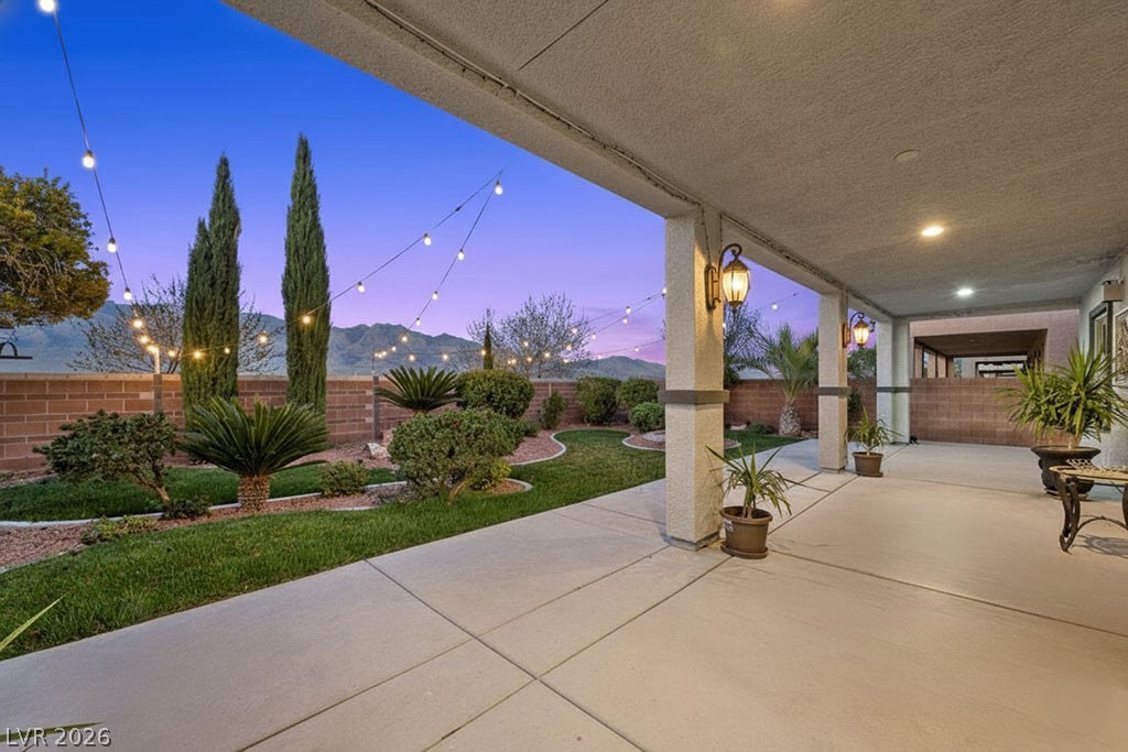4104 Cathedral Falls Avenue North Las Vegas NV 89085