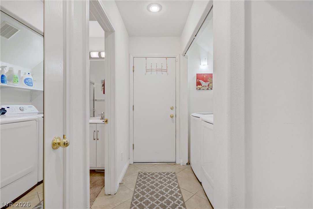 3205 Rainmaker Street Las Vegas NV 89129