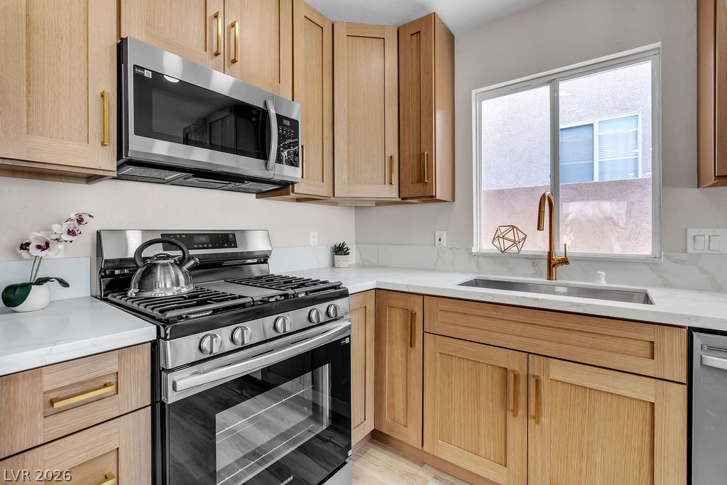 9004 Meisenheimer Avenue Las Vegas NV 89143
