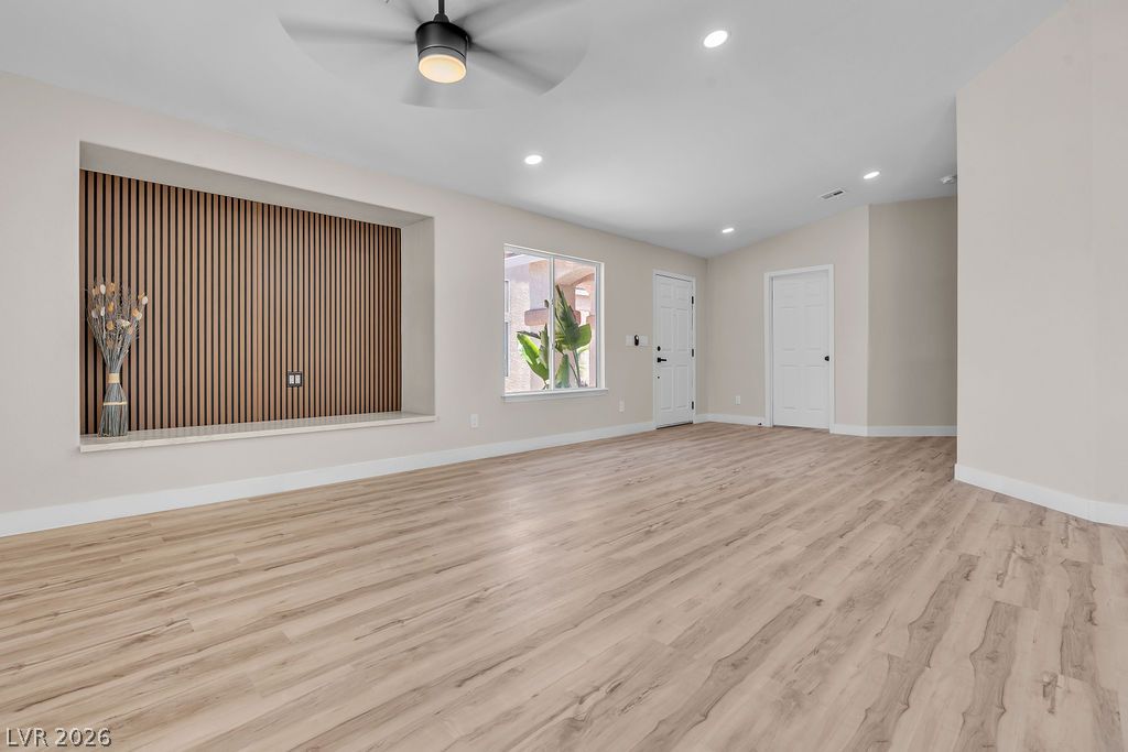 9004 Meisenheimer Avenue Las Vegas NV 89143