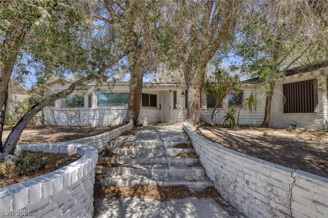 1200 Oak Tree Lane Las Vegas NV 89108