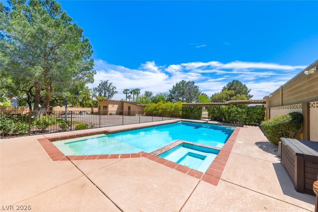 8645 Bright Angel Way Las Vegas NV 89149
