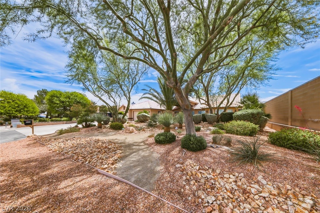 8645 Bright Angel Way Las Vegas NV 89149