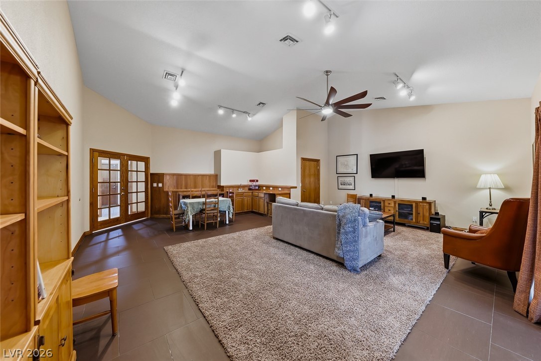 8645 Bright Angel Way Las Vegas NV 89149