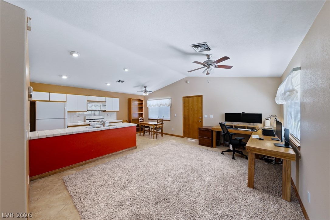 8645 Bright Angel Way Las Vegas NV 89149