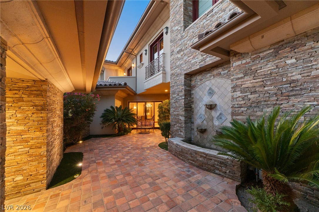 5 Wild Ridge Court Las Vegas NV 89135