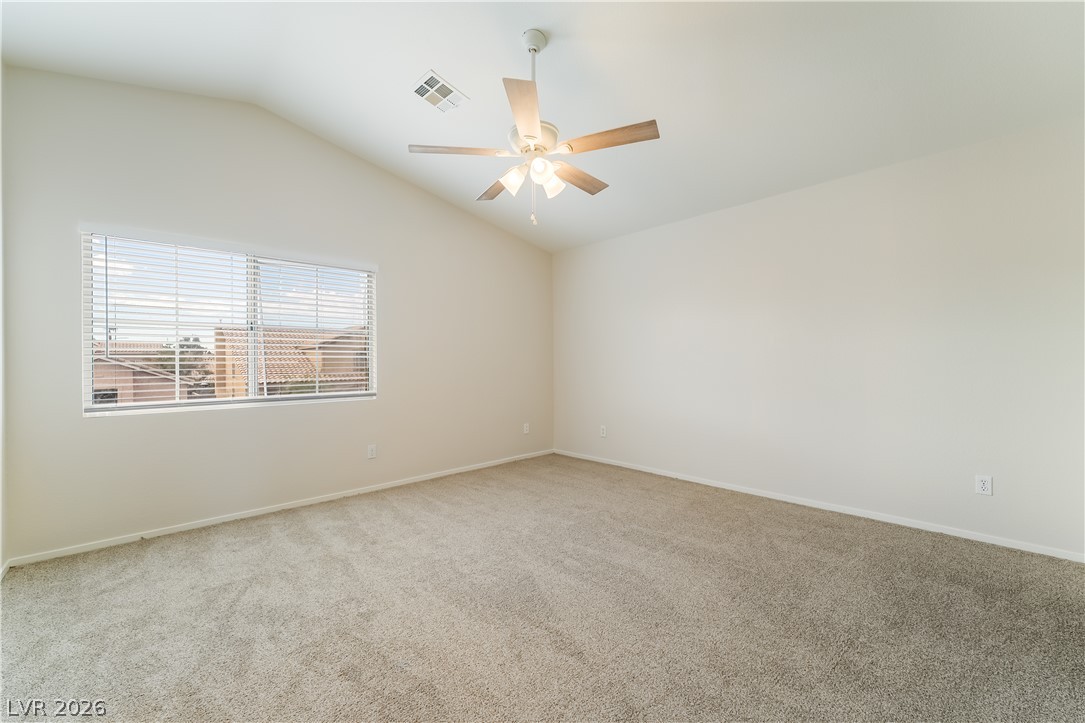 658 Emerald City Avenue Las Vegas NV 89183