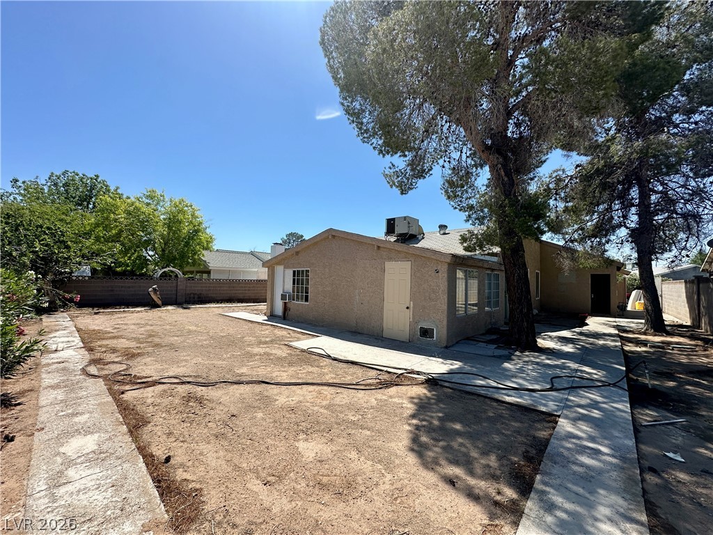 5316 Palmyra Avenue Las Vegas NV 89146