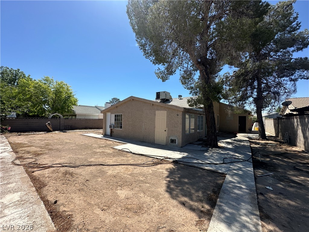 5316 Palmyra Avenue Las Vegas NV 89146