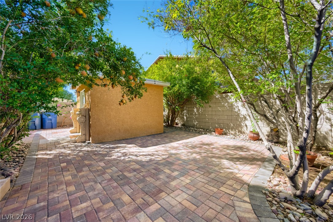 2621 Rainbow River Drive Las Vegas NV 89142