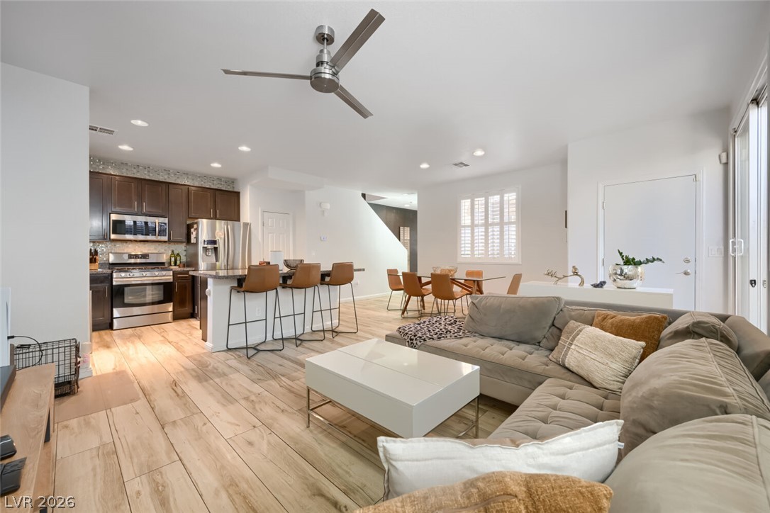 2621 Rainbow River Drive Las Vegas NV 89142