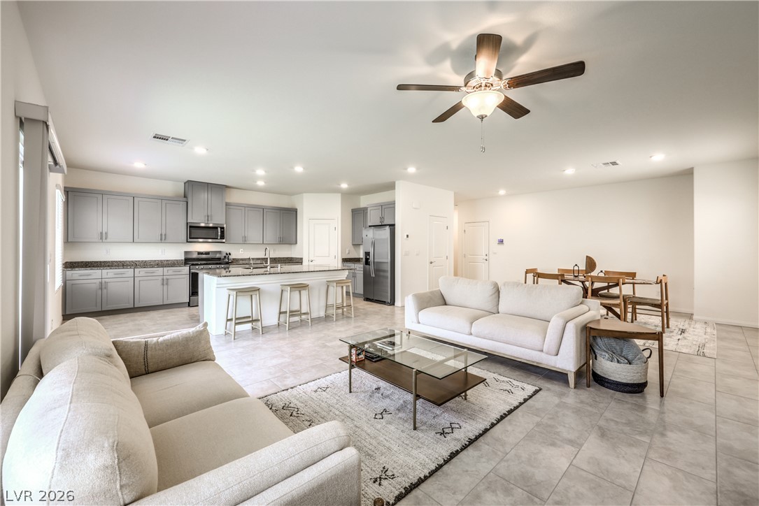 7742 Duran Harbor Lane Las Vegas NV 89084