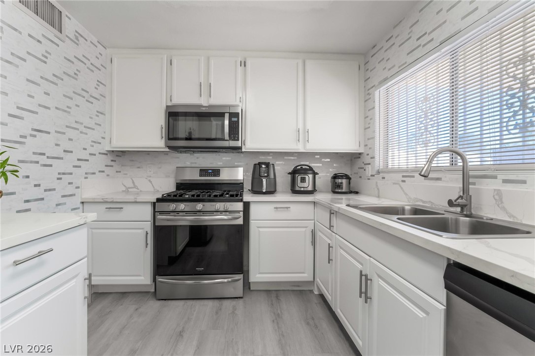7373 Newcrest Circle Las Vegas NV 89147