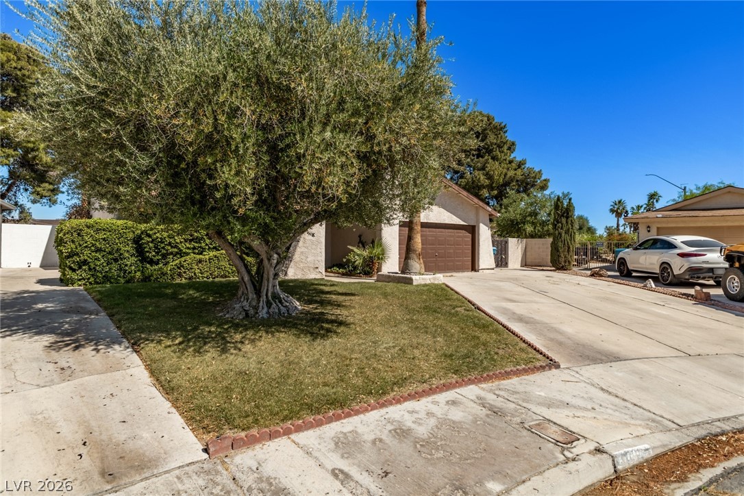 3709 Pamplona Circle Las Vegas NV 89103