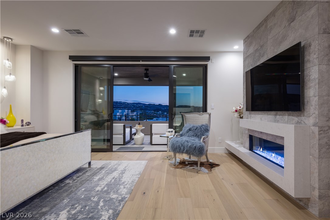 358 Solitude Peak Lane Henderson NV 89012