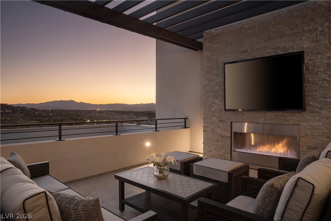 358 Solitude Peak Lane Henderson NV 89012