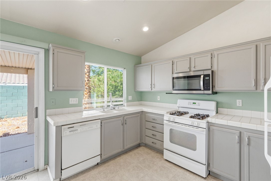 134 Windy Creek Avenue Las Vegas NV 89123