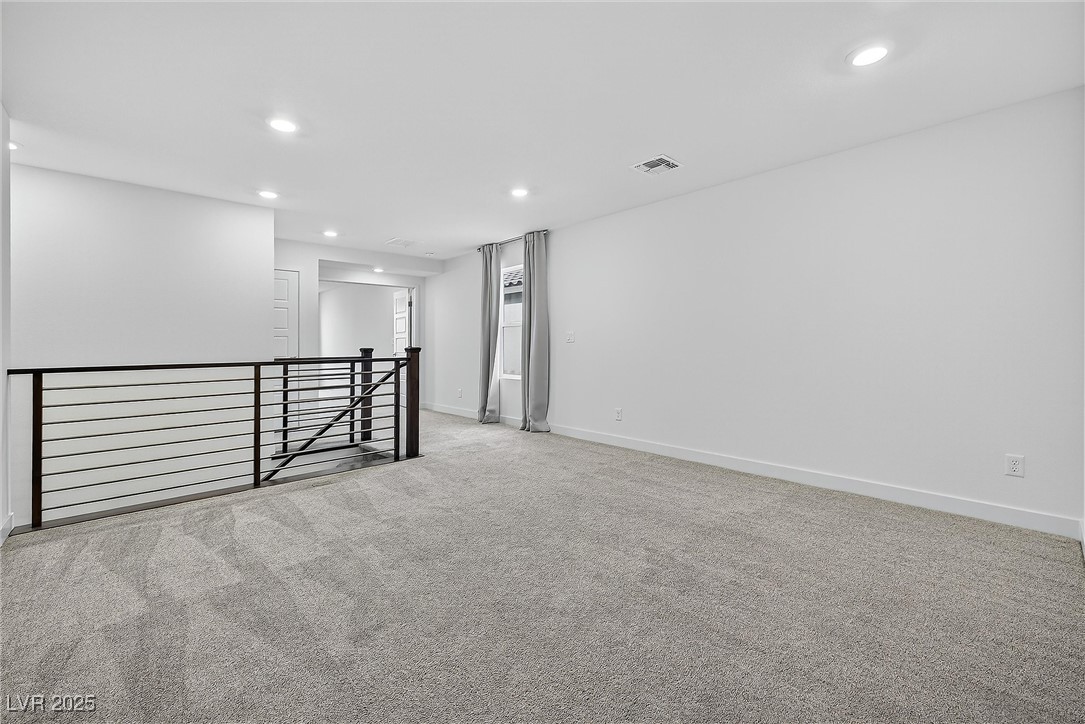 6930 Dandelion Park Avenue Las Vegas NV 89113